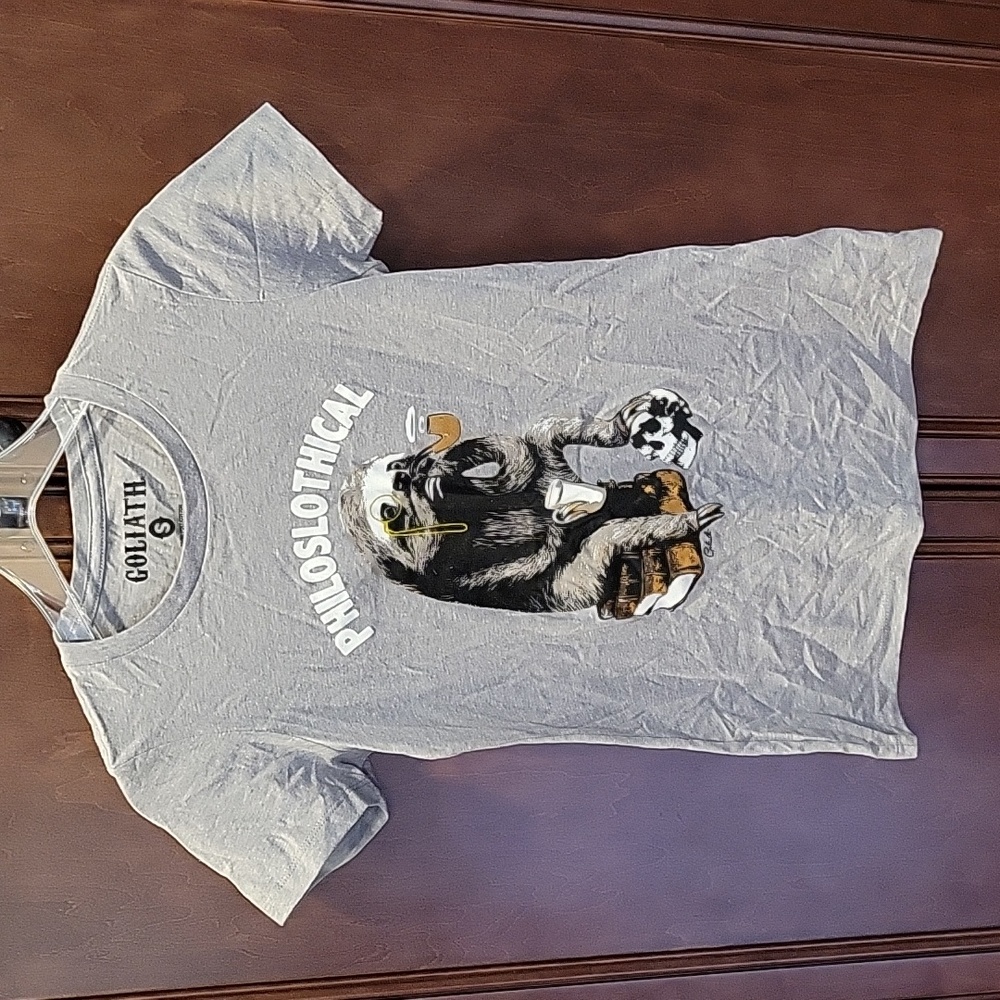 Philoslothical Gray T-shirt by Goliath Womens Sz Small